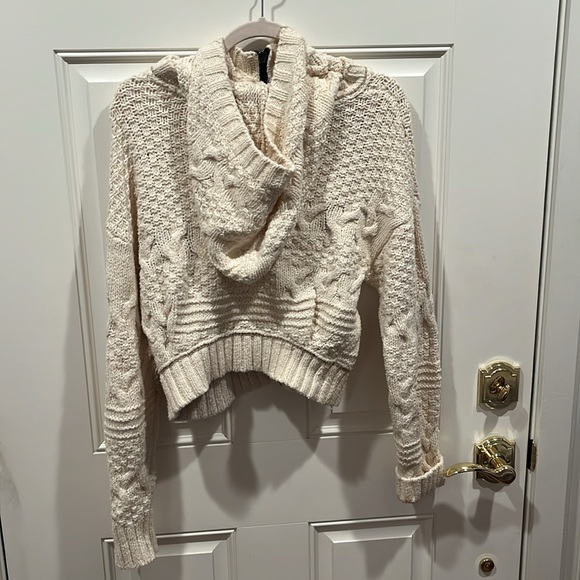 Free people - Picture 2 of 3